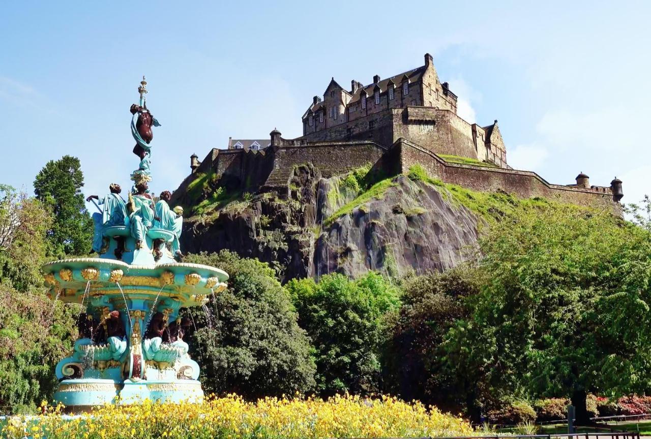 Historic Dean Village Treasure, Sleeps 4 Edimburgo Exterior foto