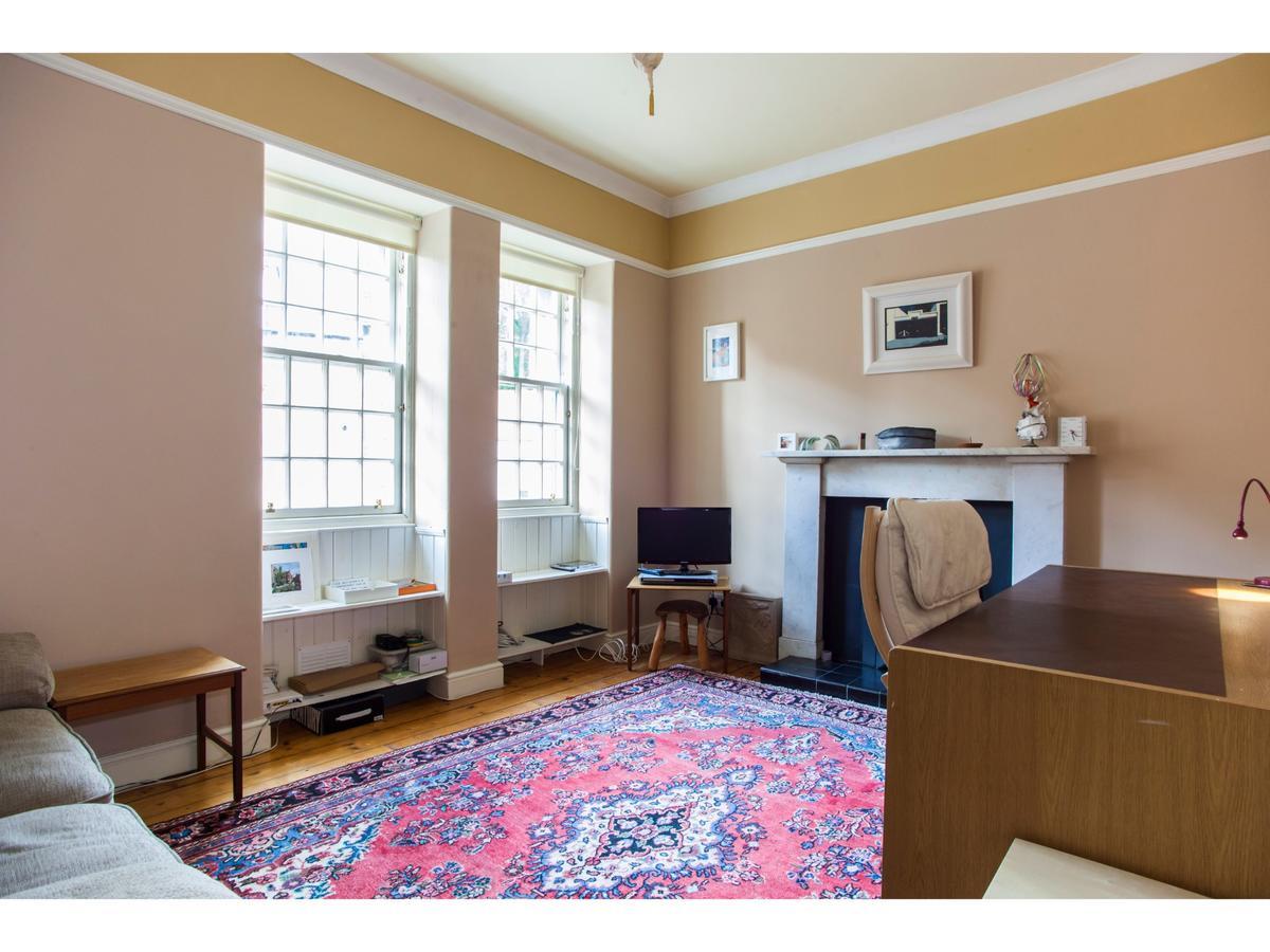 Historic Dean Village Treasure, Sleeps 4 Edimburgo Exterior foto